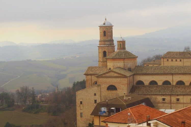 Alla scoperta di Montalto delle Marche: tra borghi antichi e panorami mozzafiato